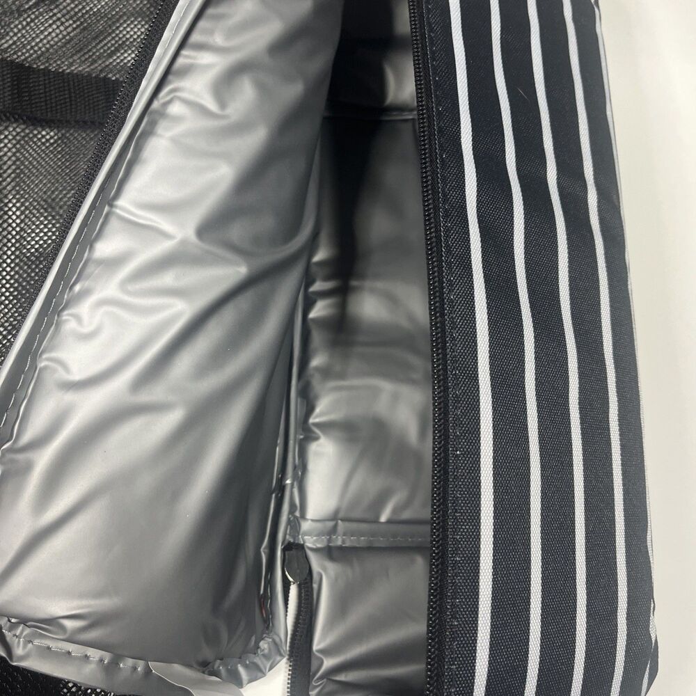 Black  and white Mesh Beach Bag with Insulated Cooler Bottom - Picture 4 of 4